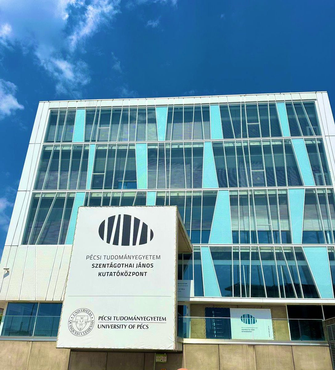 Vectoract2023's tweet photo. Second day of the #vectoract kickoff meeting in PΓ©cs at the National Laboratory of Virology | we believe in cooperation without borders and limits. Next time in π§π©, follow us and keep posted about our work to build sustainable solutions against #vbds πͺπ¦ https://t.co/4ul6SJyskx