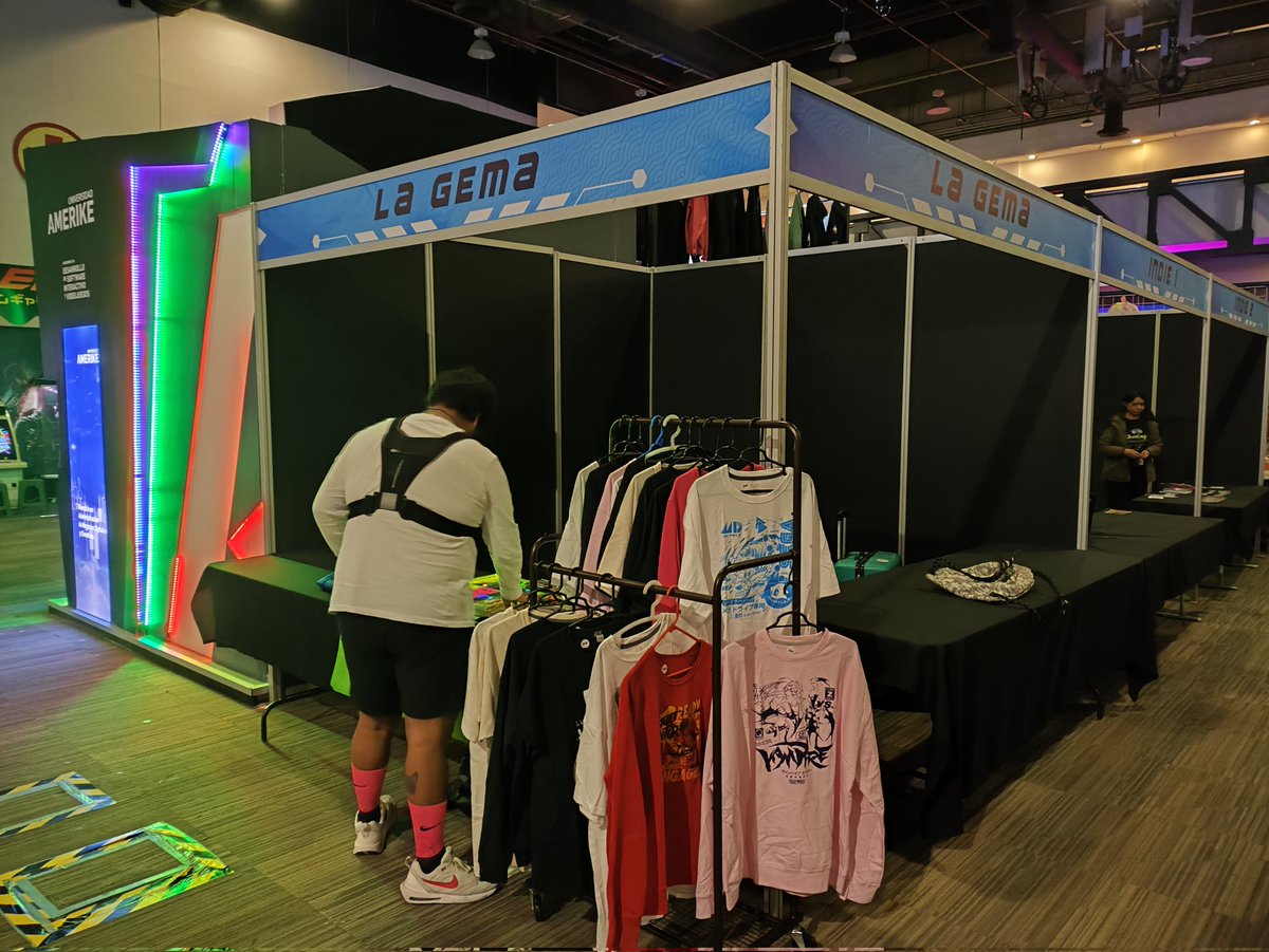 xLoneGC's tweet photo. Ya en #SFactor11!!

Junto con @fantasmaatriste ✨

Venta, reparación, optimización y personalización de controles de cubo! 🎮����️💥 https://t.co/uiEcprNkHg