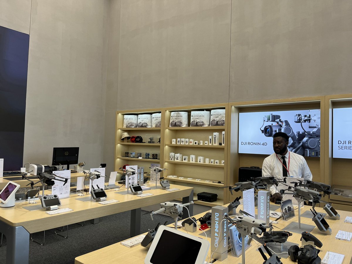 fly_byguy's tweet photo. I paid a visit to the @DJIGlobal @Hasselblad store in London. 
No Enterprise drones or accessories, but a nice store nonetheless. 
@DroneXL1 https://t.co/uuKhItfDin