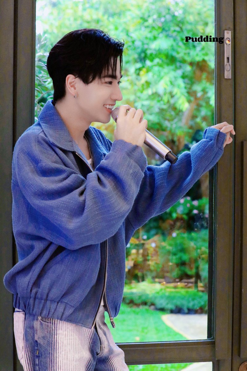 Elainema18's tweet photo. so handsome
@perthppe
 #Travelokaล่าเหรียญลุ้นมีตPerth https://t.co/HdiPT5VZTG