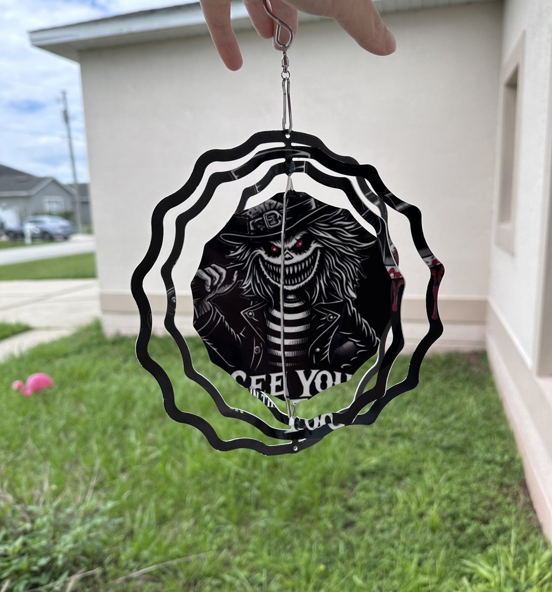 FreaksDesign tweet media