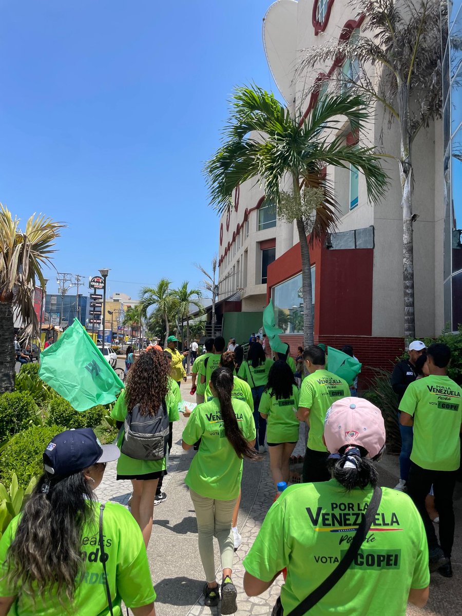 segurapadovani's tweet photo. Hoy #13Julio Cumana Estado #Sucre, despelagada nuestra Juventud victoriosa victoriosa llevando el mensaje de esperanza y de la venezuela posible este #28Julio vota Verde💚💚 @Copei_Partido https://t.co/D0OsCpJcCV