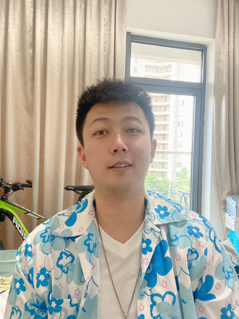 BloodLoliBlood's tweet photo. 再一次打卡较场尾～竟然和一个小奶狗住一个套间…… https://t.co/4b6tw4jFqQ