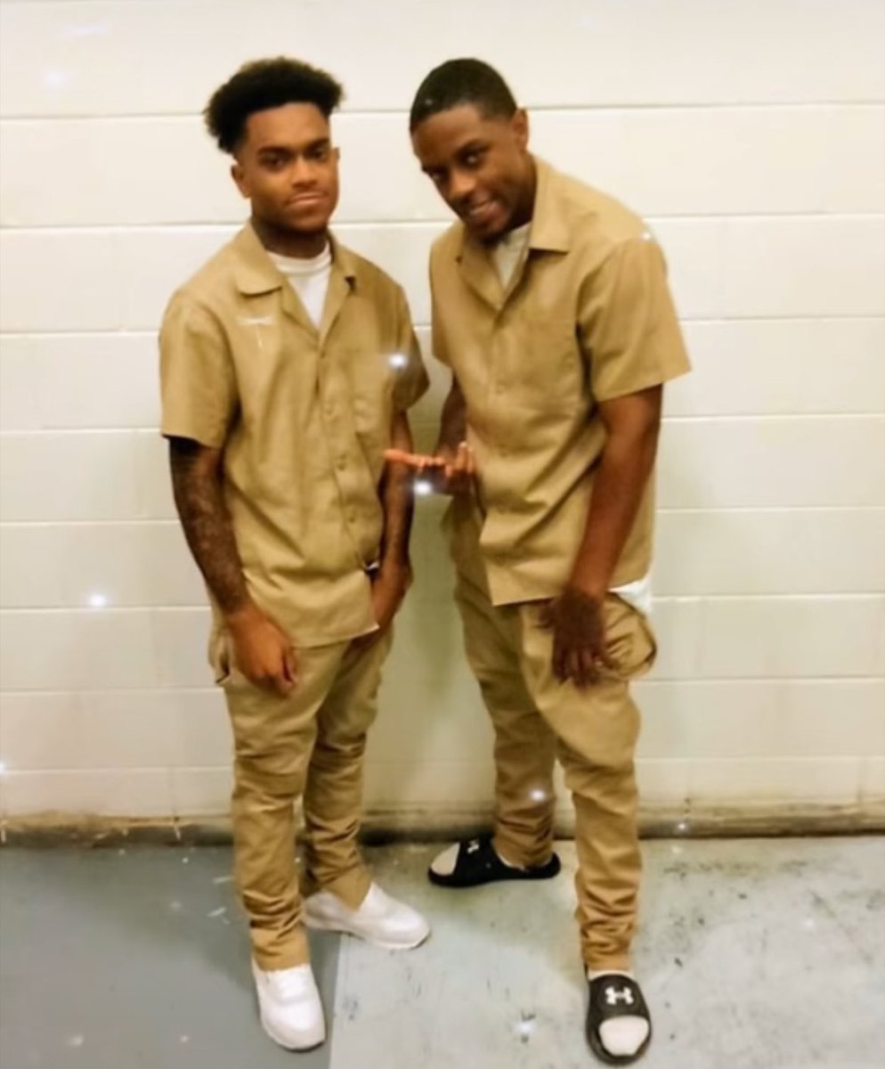 lilmexicocbfw's tweet photo. time rollin #freeky💙 https://t.co/OvK9zjN1uv