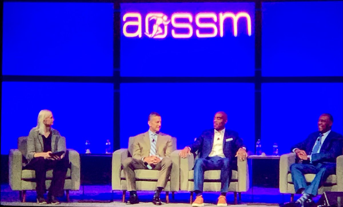 #AOSSM2024 “Winning playbook c elite athlete care” #ScottRodeo #TikiBarber #RonnieBarnes (⭐️ ATC &amp; Human) 
🎯#Communication #Trust imperative amongst #EliteAthletes &amp; care #Team R U hurt/injured ⚖️🧐 #SharedDecisionMaking #ManageExpectations #Representativeness #ATCs ☝️🙌💪