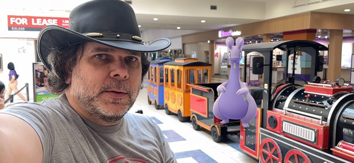 Hanging out with my buddy <a href="/ShopSWB/">Shop SWB</a> … train rides!! Yes please!
#PokemongoFest2024
