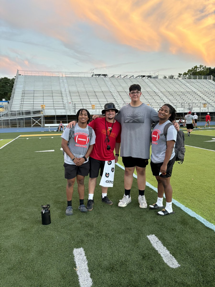 Had a great time at the <a href="/SHU_FBALL/">Seton Hill University Football</a> camp yesterday thank you coaches @JonahVSpencer  <a href="/CoachDay_/">Daniel Day</a>  go griffins #mooneyfootball