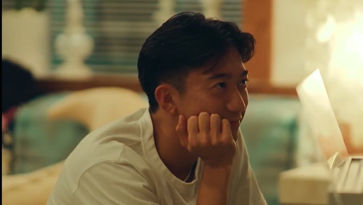 shibafree2be's tweet photo. Dai is so frustrated 🤣 he just wants Shun for himself 7/24 but S is playing hard to get because of his bad past rs: Dai you have to work extra time to prove him that you are different 🙌 but the way he looks at him 🤩😍💫
#TheBoyfriendNetflix #DaiShun https://t.co/79WB5vkSFe