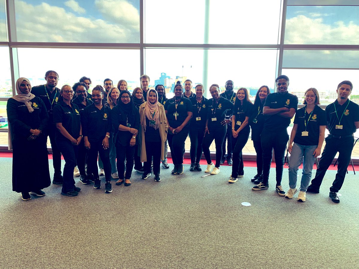 Ldn_Ambulance's tweet photo. Thatβs a wrap β
It was brilliant meeting so people from local London communities considering a career at #TeamLAS
Thanks to everyone who came to #LASFest today, including our teams coordinating the event and sharing their experiences of working in the ambulance service π https://t.co/VKkcz1s9pj