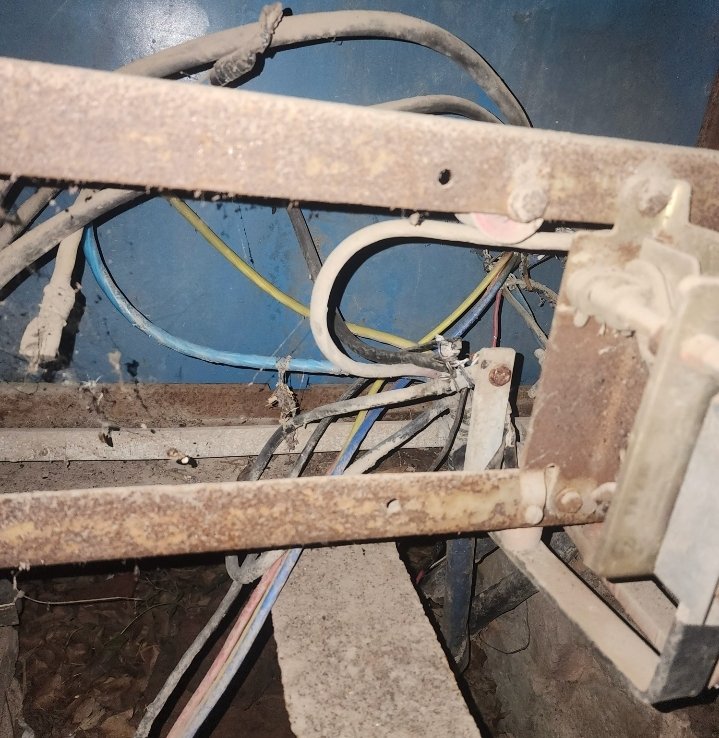 dsinghkr's tweet photo. @npclgrnoida @CMOfficeUP  no power more than an hour of complain due to bad managed infrastructure. https://t.co/XVKHLP4tvV