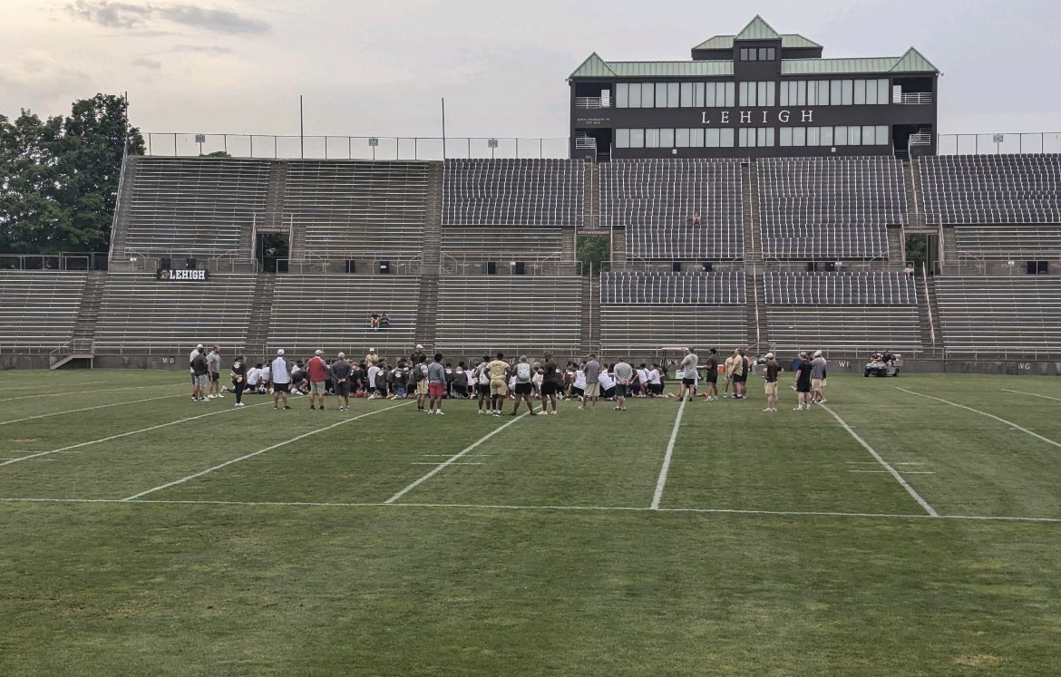 Justin_Draught's tweet photo. I had a great camp at Lehigh on Friday. I appreciate @CoachDanHunt for the opportunity. It was a great day to get better! https://t.co/jZNA7AiGfc