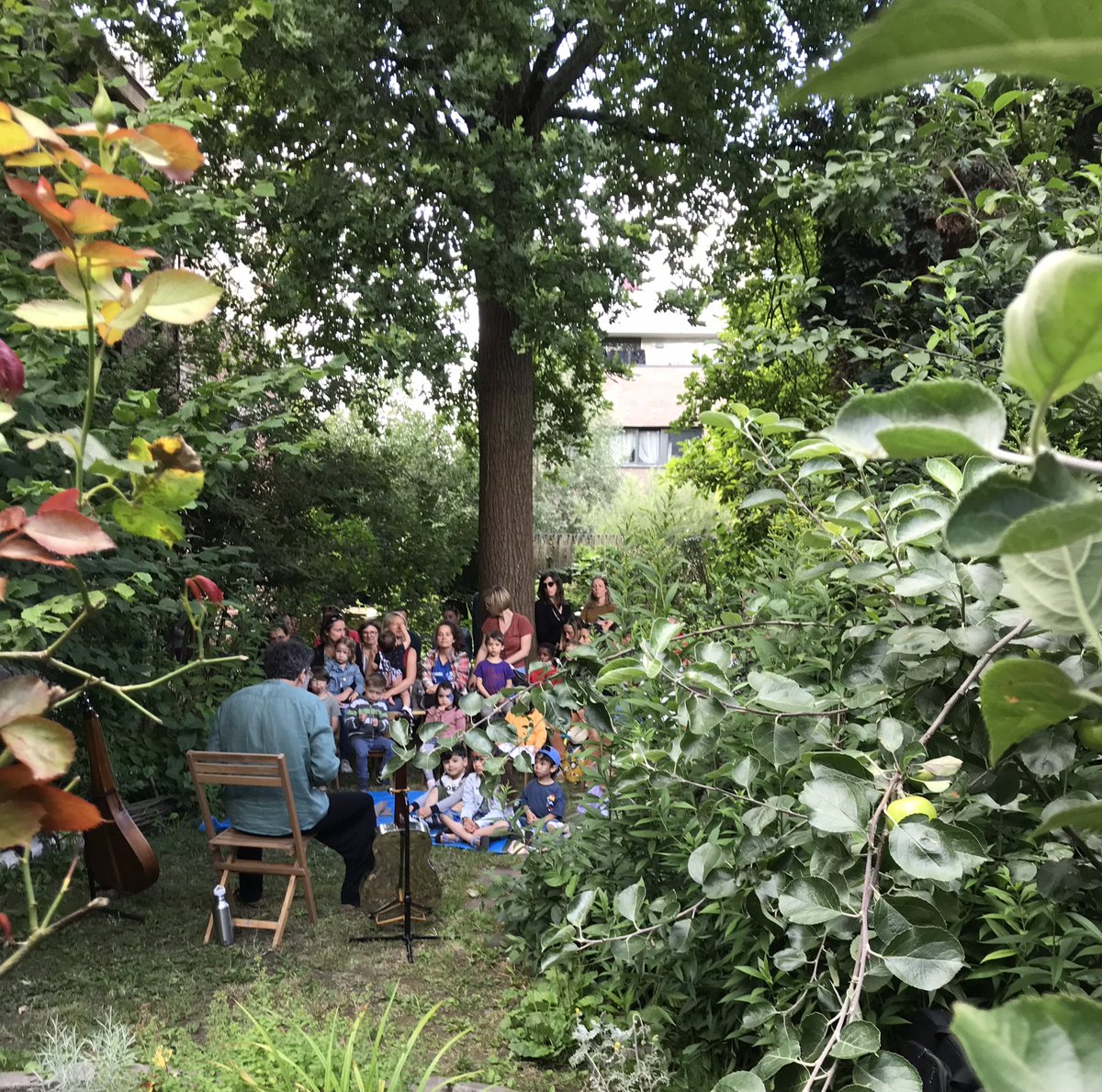 Organisée par le Cabb en partenariat avec plusieurs associations, la fête au village nous a permis de passer un bon moment sous un soleil radieux 😁 @Boisblancs #Lille #centresocial