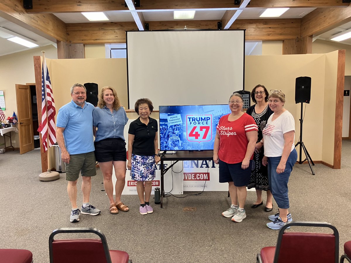 Lee_Erath's tweet photo. Had a great Trump Force 47 training this morning and are excited to start door knocking. We were also able to hear from senator @MarshaBlackburn and congressman @WesleyHuntTX before we headed out!
@realDonaldTrump https://t.co/xP1w0YRZ1Y