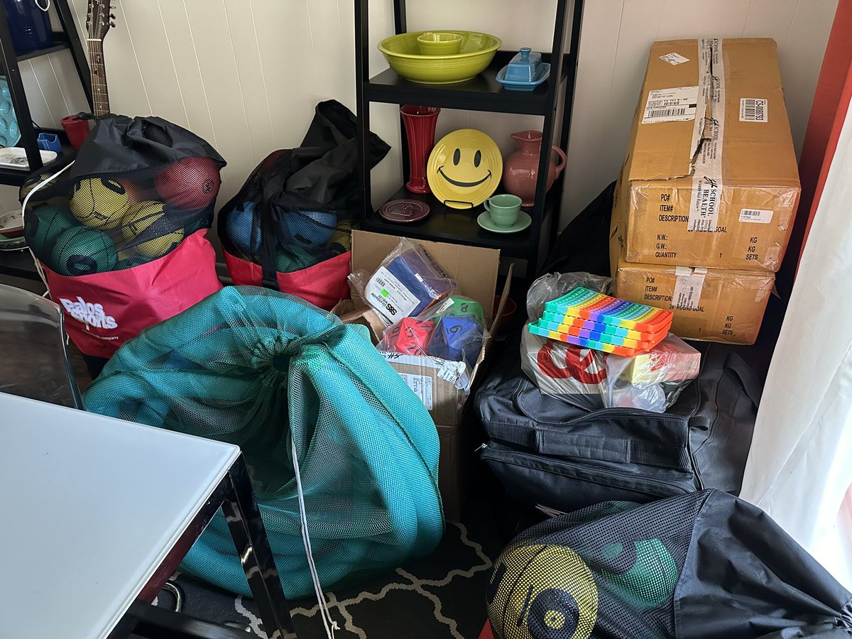 TheCoachFuller's tweet photo. The excitement is wall to wall in my house right now! @TexAHPERD, who’s joining me at tomorrow’s Pre-Conference put on by @SHPhysEd?!?! I have so much awesomeness crammed into these 3hrs. You are guaranteed to leave with new ideas & activities! #physed #mhepe #shphysed @StrengerTom
