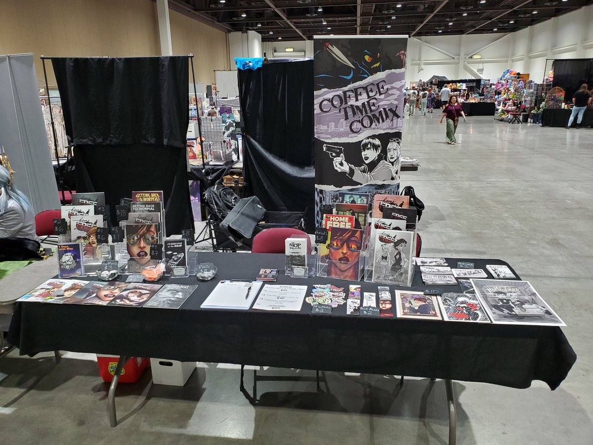 CoffeeTimeComix's tweet photo. If you're in Reno over the next 2 days, check out #silveragecomiccon!

I'm working solo today so you don't have to see my mug in the photo. https://t.co/6Ja3ixLv85