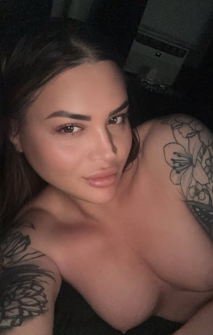 Good morning 😘 https://t.co/SuaQGJSmD4<a href="/tag/nyc"class="tags"><span>#nyc</span></a><a href="/tag/rt"class="tags"><span>#rt</span></a><a href="/tag/retweet"class="tags"><span>#retweet</span></a><a href="/tag/missj"class="tags"><span>#missj</span></a><a href="/tag/jacinda"class="tags"><span>#jacinda</span></a>