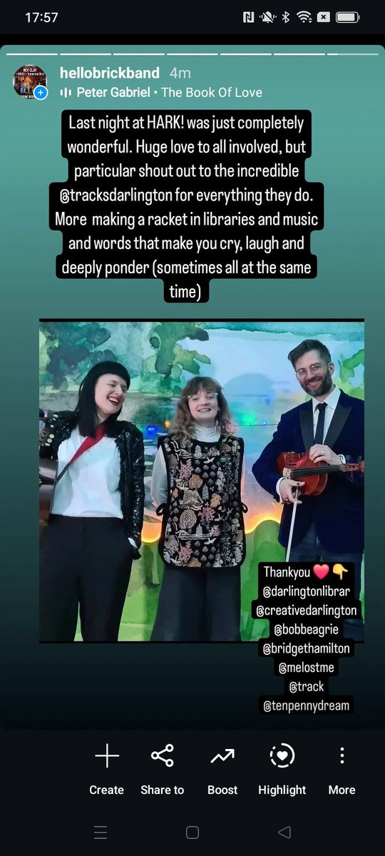 What an amazing night at HARK! With <a href="/TracksDarlo/">Tracks</a> @melostme ❤️👇