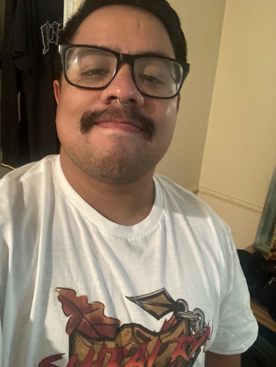 ericolla_'s tweet photo. Finally wearing my @shirairyutv shirt, you guys are amazing ❤️ https://t.co/4wuNTFmKJQ