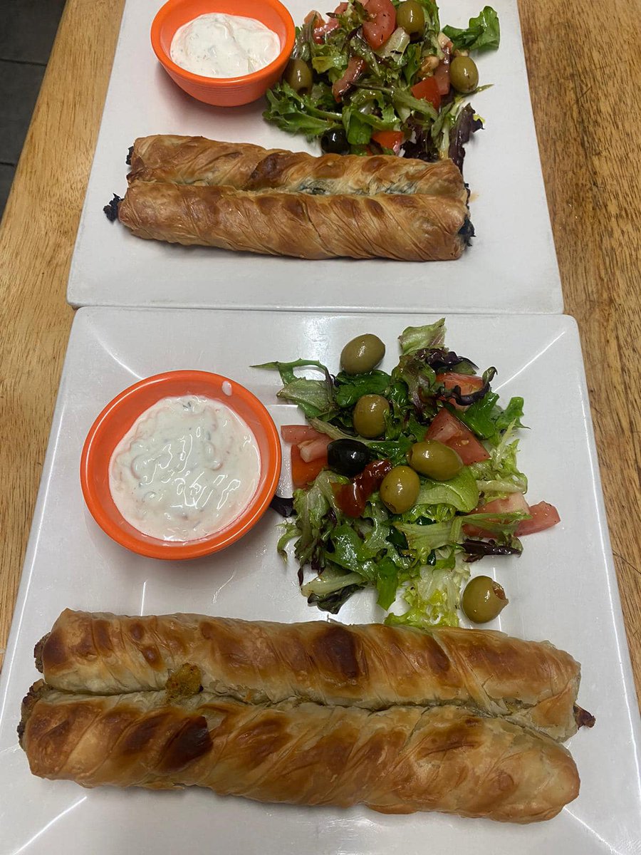 Home made dumplings, burgers, soup, salads, cakes, cocktails and good times at Yeha Noha Cafe, catering for carnivores, veggies &amp; vegans.
19 Station Road, South Norwood 
@yehanohacafe
  
 yehanohacafe.co.uk
#SE25 #Restaurant #PolishFood #Cocktails #Events