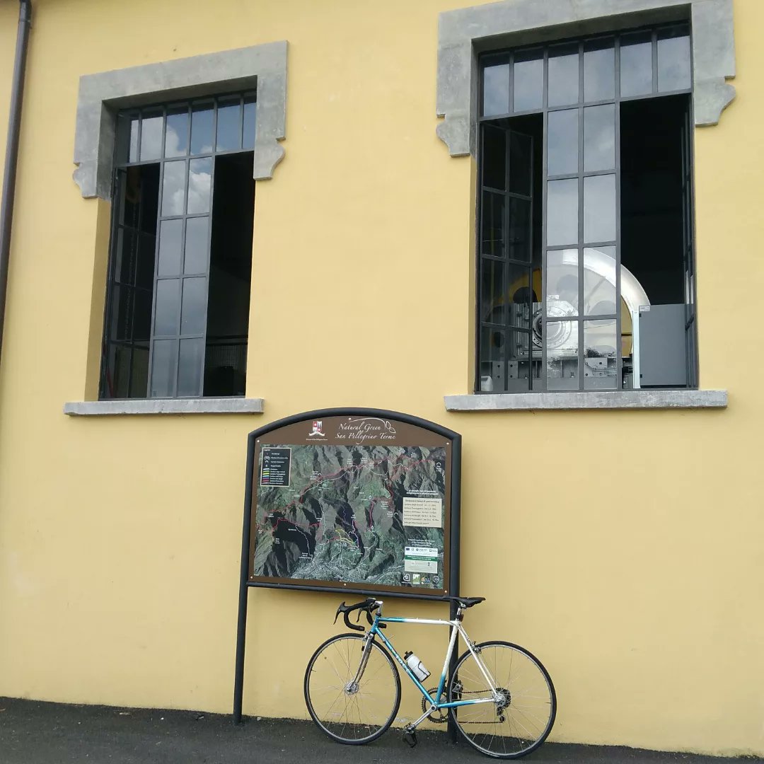 korsivobike's tweet image. Salita a #vetta di #sanpellegrino breve ma intensa #stelline #cyclinglife #cycling #ciocc #cyclingphotos #steelvintagebikes #bicycle #bicyclelife #bicicletta #bicycles #bici #biciacciaio #senzabicinonsostare #bikelife #cyclinglife #bike #bikephoto #inlombardia #valbrembana