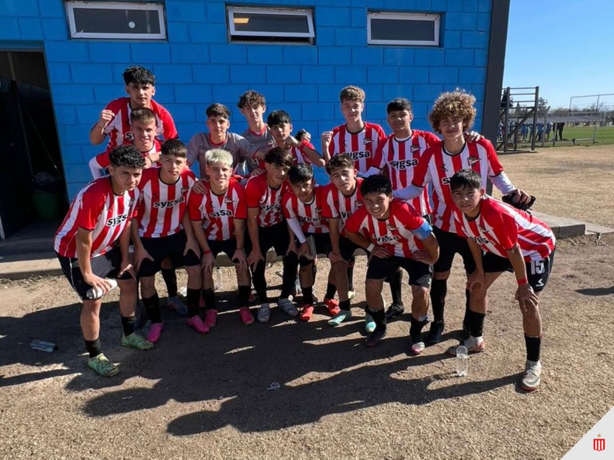 🔥 ¡Goleada de la Octava a domicilio!

Belgrano 0 - 4 Estudiantes
⚽️ Díaz, Laplace, Ipoutcha y Auzmendi

#JuvenilesLPF