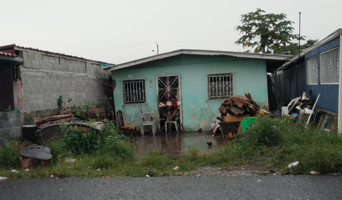 Tenemos una casa q parece cerro patacón ya no se aguanta con las lluvia puede ocasionar epidemia cuadro de beisbol enfrente escuela nadie hace nada atrás lateral ni se diga muchos roederos <a href="/AArraijan/">Alcaldia de Arraijan</a> <a href="/JERMAINECUMBERB/">JERMAINE CUMBERBATCH</a> <a href="/CastaliaPascual/">Castalia Pascual F.</a>