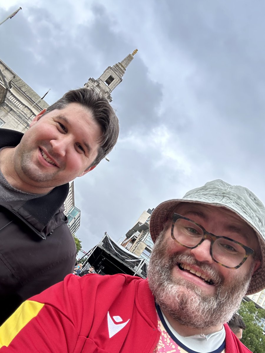 Manics and Suede with the big man with a tower in his head <a href="/lukemason87/">Luke</a>