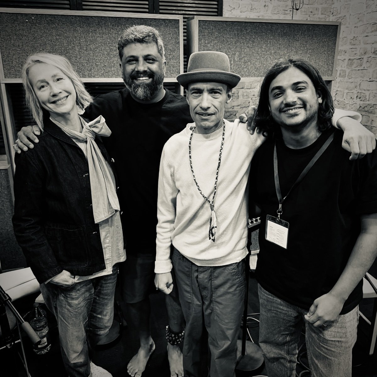 Kiiōtō (@we_are_kiioto) on Twitter photo Amidst festivals, album launch etc we didn't mention our recent live session on 'Loose Ends' with @stumaconie on <a href="/bbcradio4/">BBC Radio 4</a>. Honoured to share the stage with the awesome @theraghudixitproject💥 Listen again here: bbc.co.uk/sounds/play/m0… #bbcradio4 #stuartmaconie #livesession Amidst festivals, album launch etc we didn't mention our recent live session on 'Loose Ends' with @stumaconie on <a href="/bbcradio4/">BBC Radio 4</a>. Honoured to share the stage with the awesome @theraghudixitproject💥 Listen again here: bbc.co.uk/sounds/play/m0… #bbcradio4 #stuartmaconie #livesession