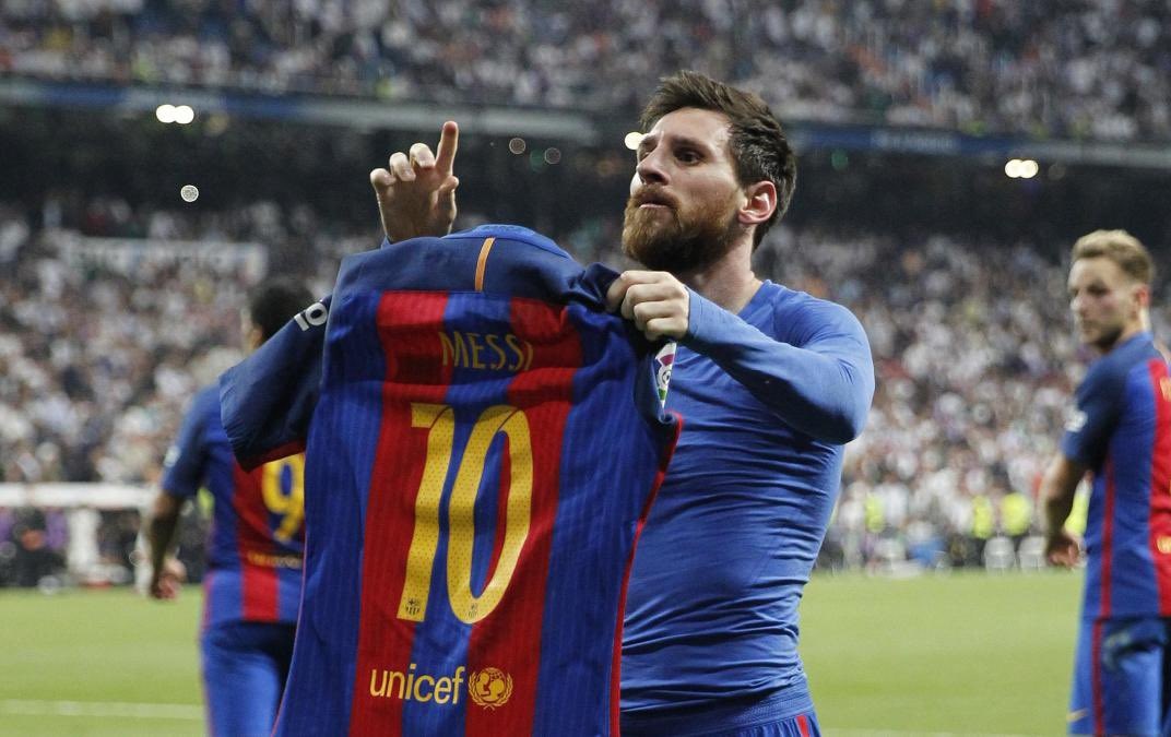 _MateoMJ's tweet photo. No sé cuál es Messi y cuál es La Cobra. https://t.co/17B1yDje7y