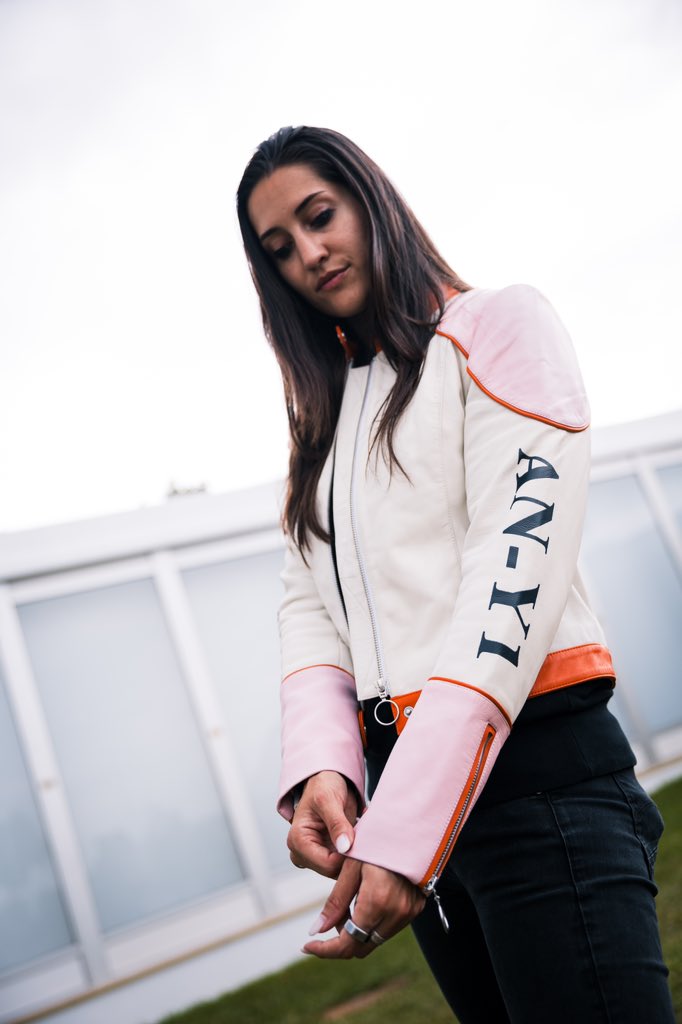 IronDames_'s tweet photo. Looking the part at @fosgoodwood.๐
Rocking vintage inspired jackets for a historic event, we canโt get enough of these jackets in partnership with ANY1. ๐
#GoodwoodFestivalofSpeed #ANY1 https://t.co/ho24OuSVkl