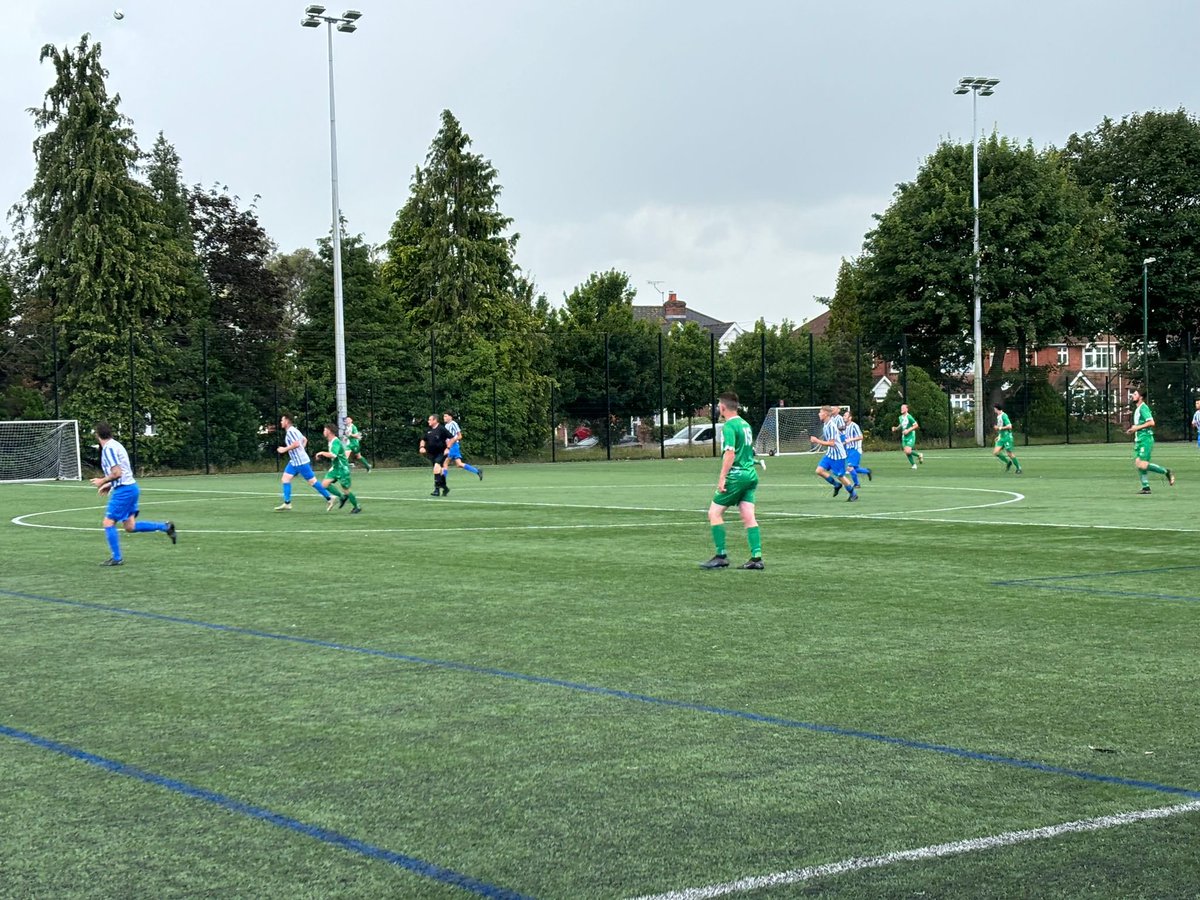 A promising start to pre season for the Grove today at Fleming park coming away with a 3-1 win against a very decent <a href="/bandlfc_dev/">Blackfield & Langley FC Development</a> who we would like to thank for their hospitality and wish all the best for the upcoming season👍

Dan Pertrov⚽️⚽️
Leyton Fairweather ⚽️

#UTG⚫️🔴⚽️
