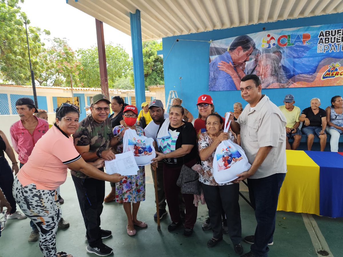 #Zulia || Se realizó Jornada de Atención Clap Especial Saludable a los Abuelos y Abuelas de la patria, parroquia Manuel Dagnino , municipio Maracaibo.
#PoesíaEnMovimiento