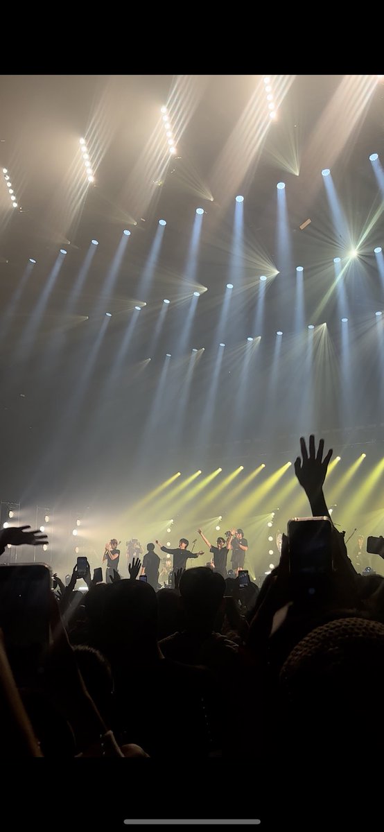 vv_pcy's tweet photo. แค่เธอ
หันมา
สัญญา
จะไม่หายไป 🫶🏼

#freehandandyou #FREEHANDANDYOUCONCERT #freehandband #freehand https://t.co/1TIo3yAyYd