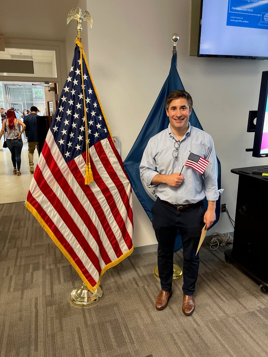 Jonathan Swan tweet media