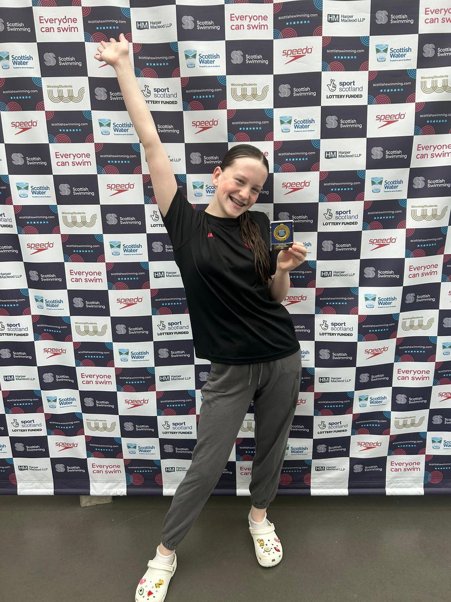 HamiltonBaths's tweet image. First the 1500 then the 400 and today Gold in the 800 free. Bronze in the 200 too. Fabulous Lucy! Well done @ScottishSwim  Summer meet.
