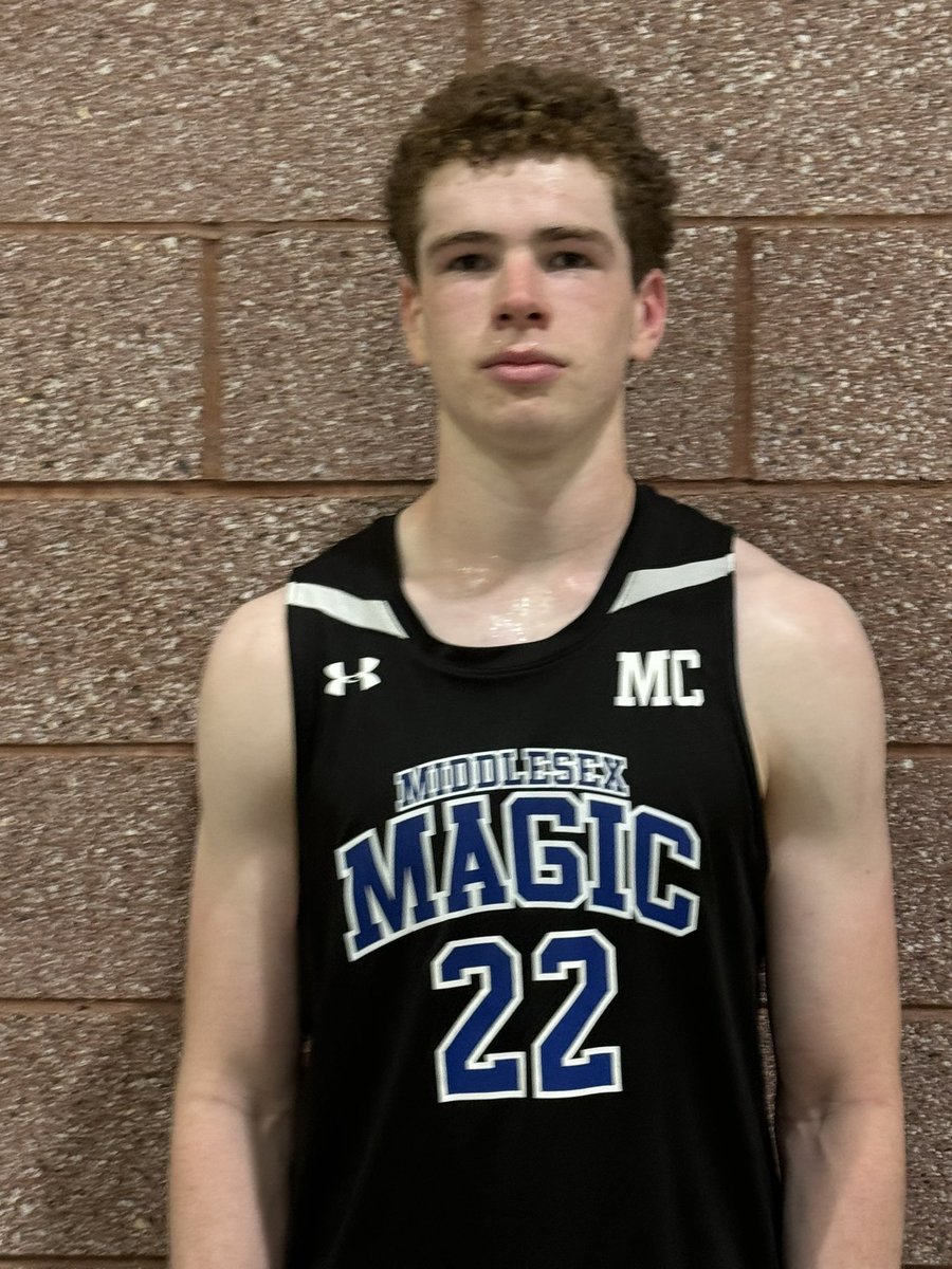 MiddlesexMagic's tweet photo. Magic 17u HGSL Lambros hangs on 57-54 to advance to The Elite 8 @HGSL_HoopGroup @Charliecwill had a big second half and @teagan_swint and @thomasferd3  combined for 28 points.  #MagicFamily 🔵⚪️⚫️ https://t.co/OhQhRVodRt
