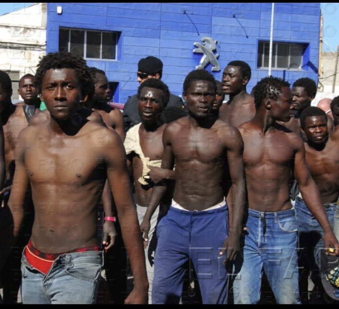 Menores No Acompañados 
#misCojones33