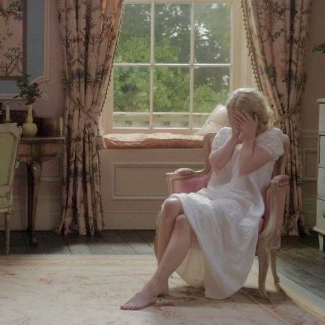 JulieShuett's tweet photo. This is how I feel waiting for him to text me back https://t.co/VMeWBr2LtL