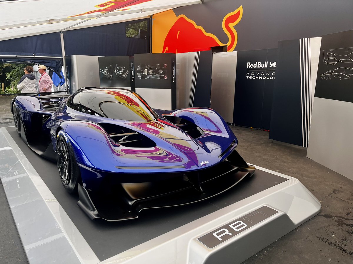 Wow the new <a href="/redbullracing/">Oracle Red Bull Racing</a> RB17 is seriously impressive 😮 #GoodwoodFOS