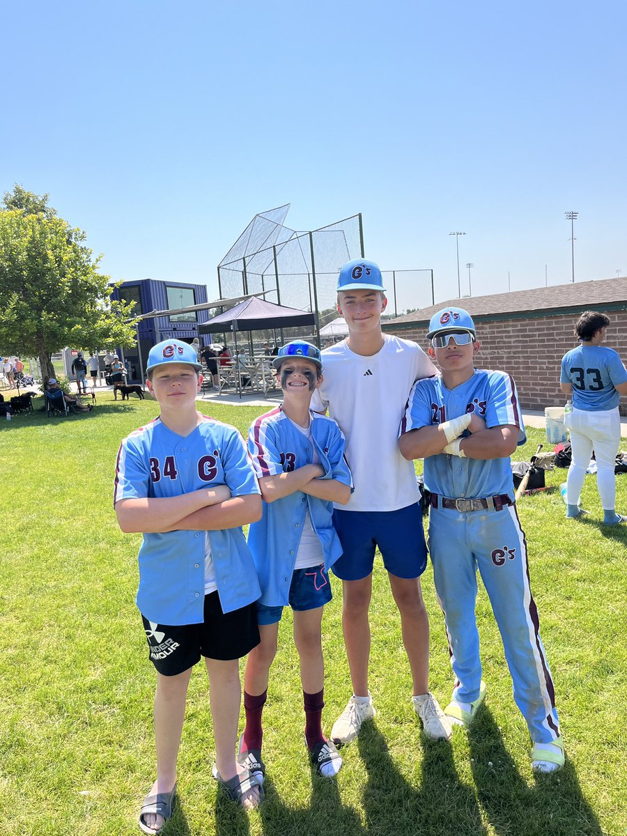 Players of the Game
(Left to Right)
Goons - 10
Montrose - 0
Marc B. 1/2 2 RBI’s, BB
Jake D. 1/1 2 RBI’s, 3 R’s, BB
Hunter V. 4 IP 4 K’s, Perfect Game with only 37 pitches thrown
Jesus F. 2/3 1 RBI, 2 R’s
<a href="/vitelloHY/">Hunter Vitello</a> <a href="/Jesusdf_7/">Jesus</a>