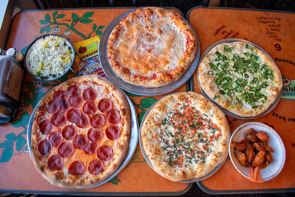 tomatojakes's tweet photo. DON’T FORGET about our $25 special! For only $25, you can get an XL cheese or pepperoni pizza (or half cheese/half pepperoni, of course) AND a large house or Caesar salad! We know; we’re the best.
#tomatojakes #pizzalover #bestofthetriangle #pizzadeal #pizzaspecial https://t.co/hU0lsAwmYZ