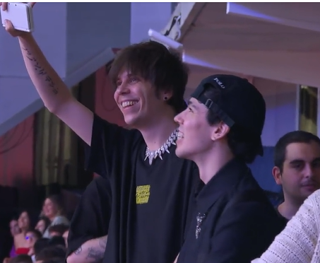 ft_gamess's tweet photo. rubius y spreen en la velada 4
#LaVeladaDelAnoIV https://t.co/9Wsg7yoyZB