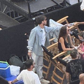 🚨| Pierre Gasly attends tonight's show of 'The Eras Tour' in Milan, Italy! #MilanTSTheErasTour