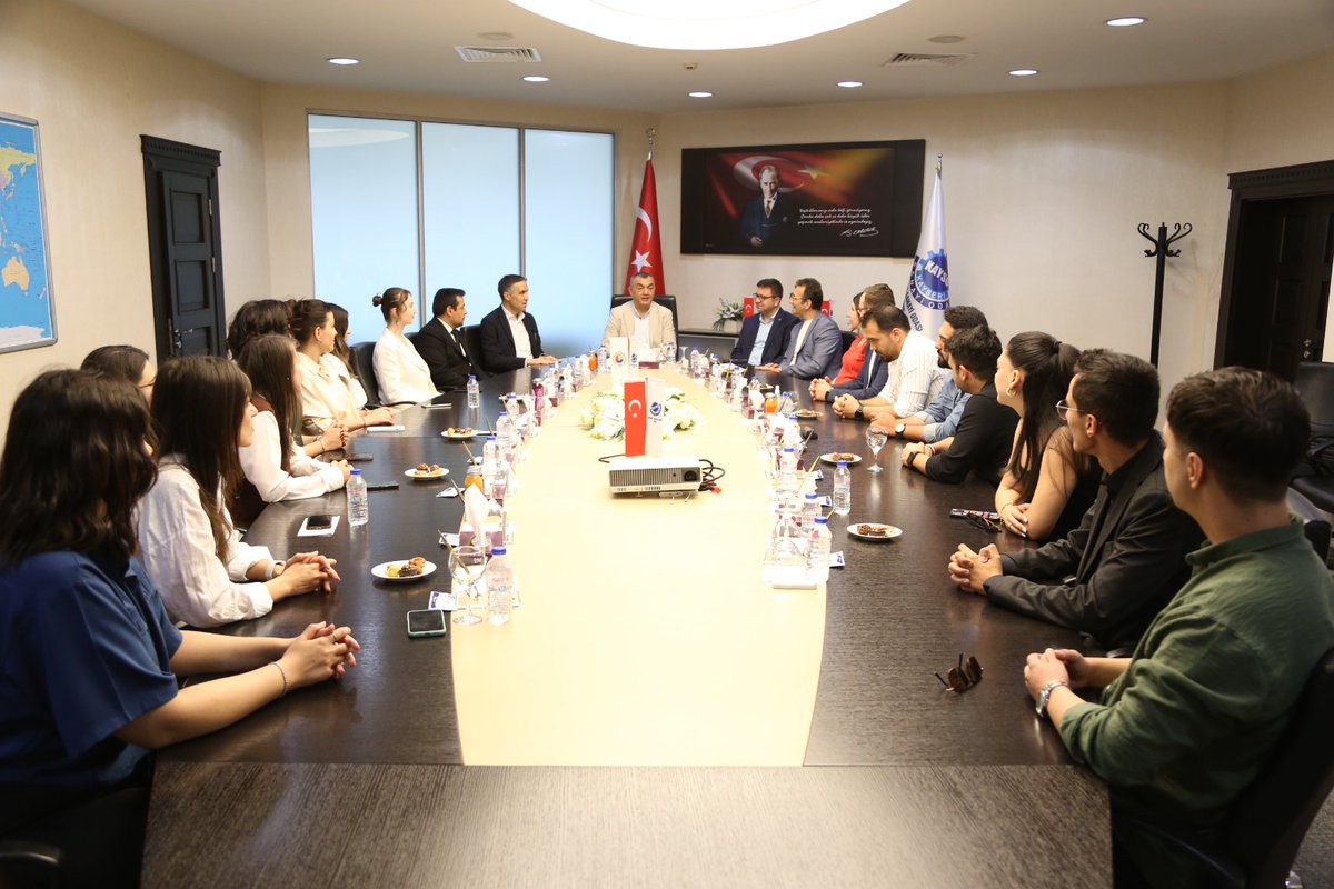 ORANKalkinma's tweet photo. @Kayseriso ve Kayseri Model Fabrika ile yürütmekte olduğumuz Mühendis Geliştirme Programı'nda eğitimler tamamlandı.Düzenlenen sertifika töreninde KAYSO Başkanı Mehmet Büyüksimitci ve Ajans Genel Sekreteri @iethems tarafından kursiyerlere belgeleri verildi. @KalkinmaAjansGM https://t.co/WAd18WiaWB