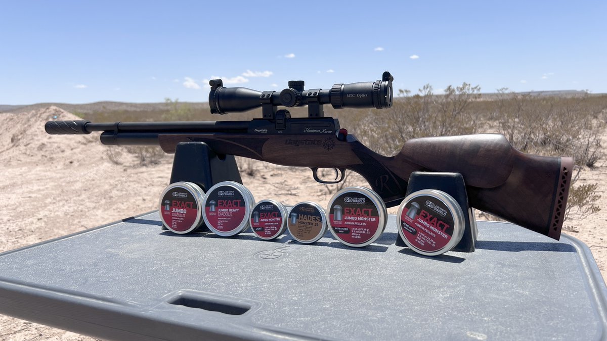 airgunweb's tweet photo. Have you seen the Long Version of this video?
https://t.co/OFZFUPyCBY

Product: Daystate Huntsman Revere .22 Plinkers
Package
Provided by: Airguns of Arizona
Photo by: Rick Eutsler

#daystatehuntsmanrevere #daystateairguns
#huntsmanrevere #mtcoptics #jsbpellets
@airgunsofaz https://t.co/CR2dfxdaKU