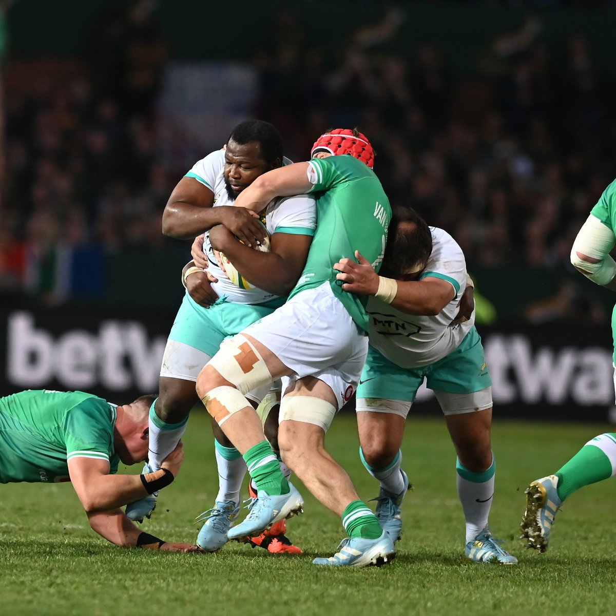 SokisiOfficial's tweet photo. @Vodacom @VodaPay The Ox Nche #ScoresMore ll #CastleIncomingSeries ll #RSAvIRE
@Vodacom turns30 https://t.co/Crd7I7xgsK