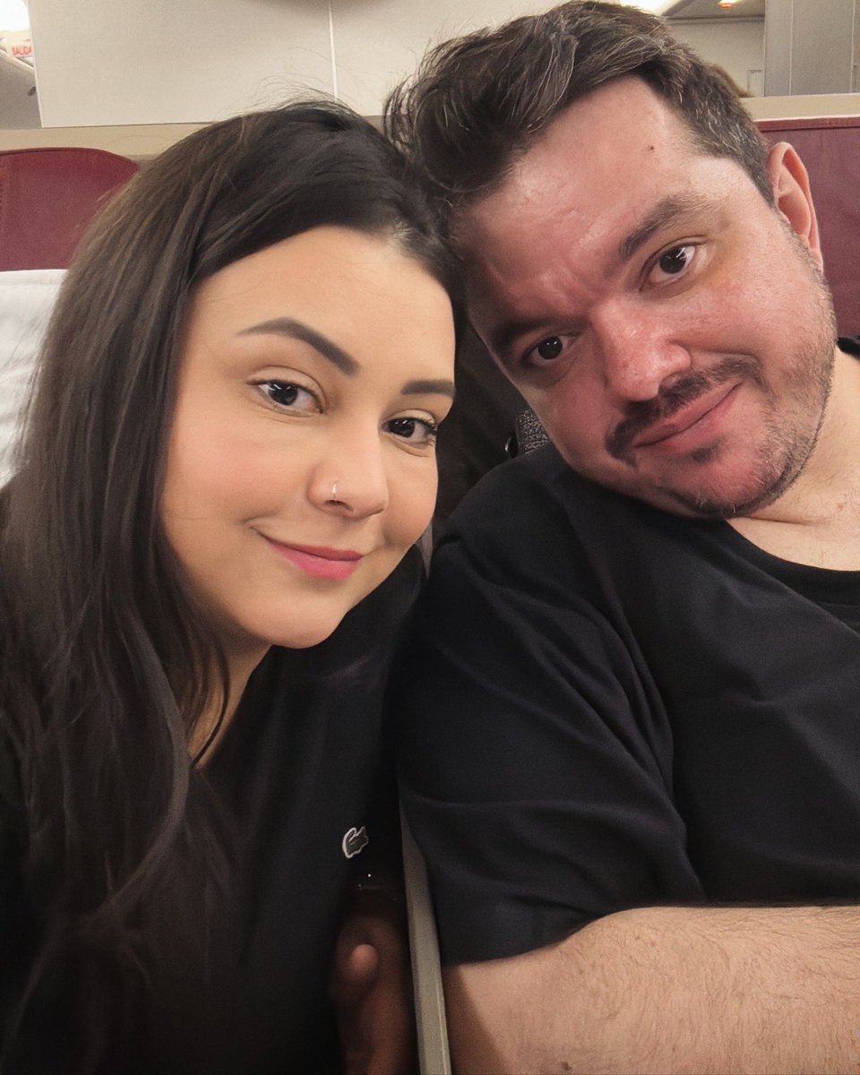 lett1337's tweet photo. Do lixo ao luxo. 
Você teve suas dificuldades, eu tive as minhas, e nós sabemos que não foram anos fáceis. Passamos por muita coisa na vida que leva a acreditarmos que não merecemos tanto, mas a gente merece, você merece. 
Você merece tudo que há de melhor nesse mundo, eu sou muito feliz por ter você pra compartilhar a vida. Obrigada por me ensinar tanto, todos os dias. 

As pessoas gostam muito de falar o que querem, mas a verdade é que eles nunca vão entender. 
Depositar frustrações dos problemas e traumas nas outras pessoas, bloqueia você mesmo de sentir coisas incríveis na vida, como a felicidade e o simples fato de estar vivo. 
Te amo! Desde sempre, pra sempre @gaules ❤️