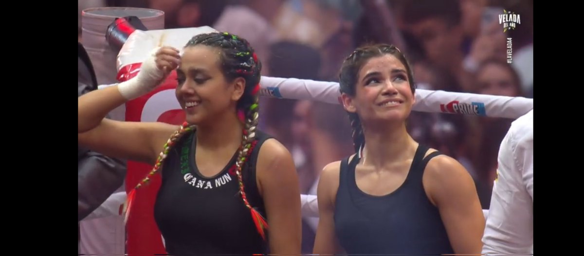 NUBYG31's tweet photo. REINOTAS HAN GANADO 
FELICIDADES A LAS 2 POR SU COMBATE 👸🏻👸🏻🥳🥳
@alanafloresf @amablitz #veladadelaño4 https://t.co/T9XYcC4FPr
