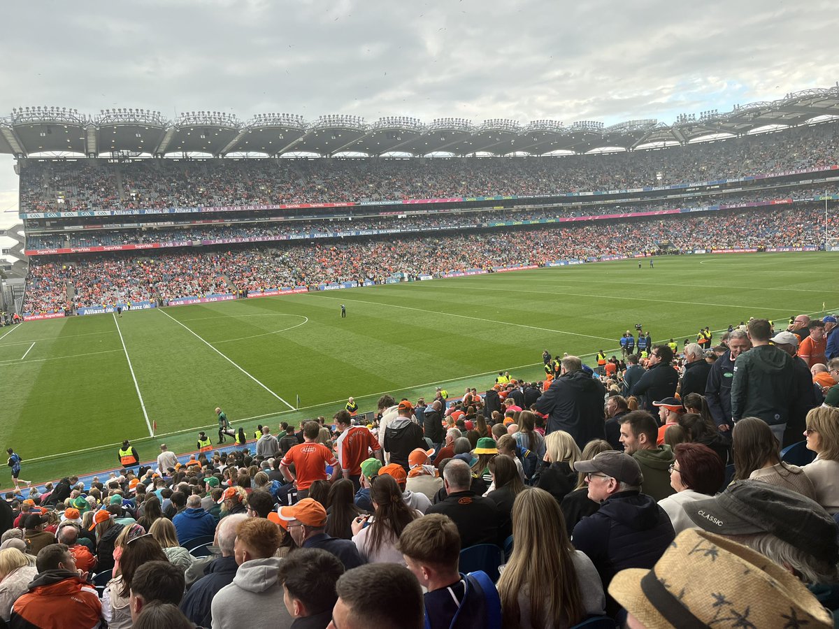 Peter_u105's tweet image. Please no penalties…🙏..@Armagh_GAA ..let’s win this in extra-time..🏐 #ArdMhachaAbú