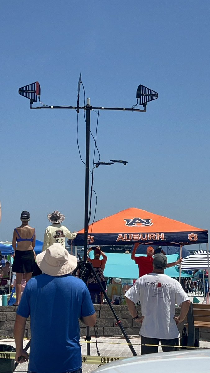 wkdcable's tweet photo. Pensacola Beach Blue Angels Air Show https://t.co/3yiwdYJy5R